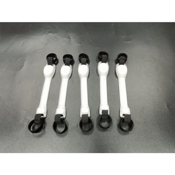 Coleira de Led para Cachorros de Estimação Antiperda/Evite Acidentes de Carro Coleira Faixa Luminosa LED de Segurança Noturna Brilho Piscante Coleira para Animais de Estimação 4